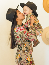 Load image into Gallery viewer, Don Won Fedora Mommy + Me Flat Brim Hat (Black) ADULT
